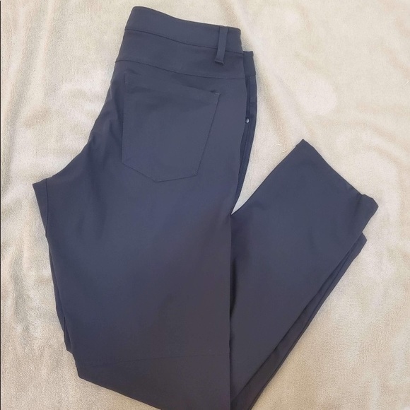 *SOLD* Lululemon NWOT ABC Classic Pants 32”W - Picture 7 of 8